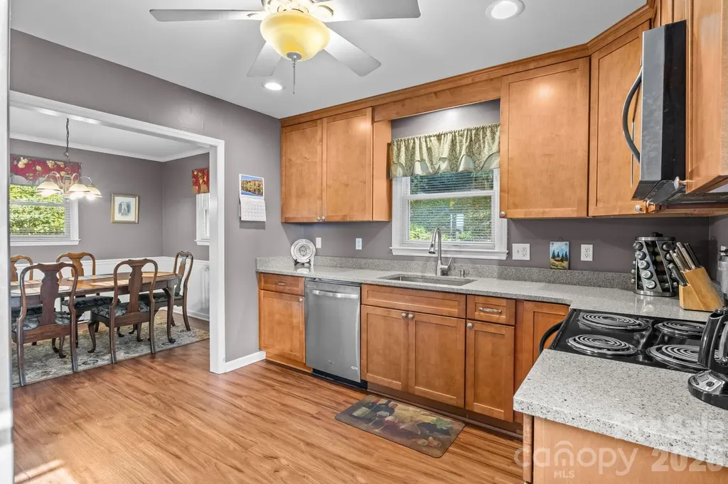 265 Dameron Drive Blowing Rock NC 28605