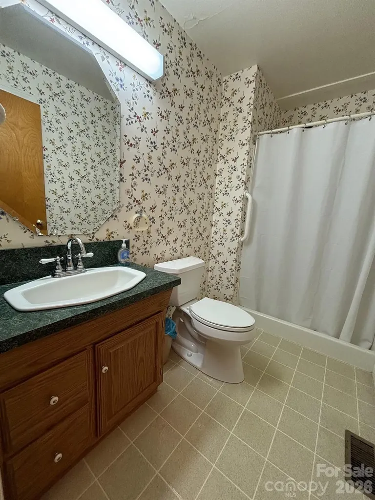 150 Old Georgia Road Statesville NC 28625