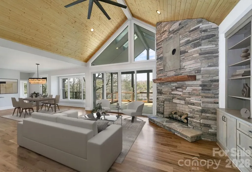 5039 Connestee Trail Brevard NC 28712