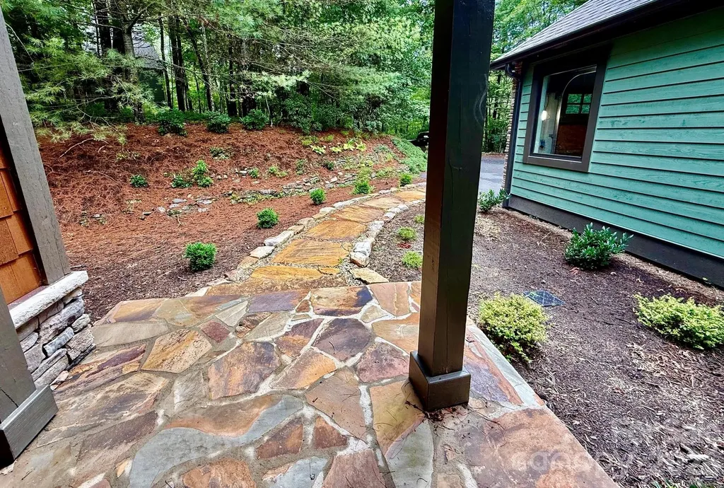5039 Connestee Trail Brevard NC 28712