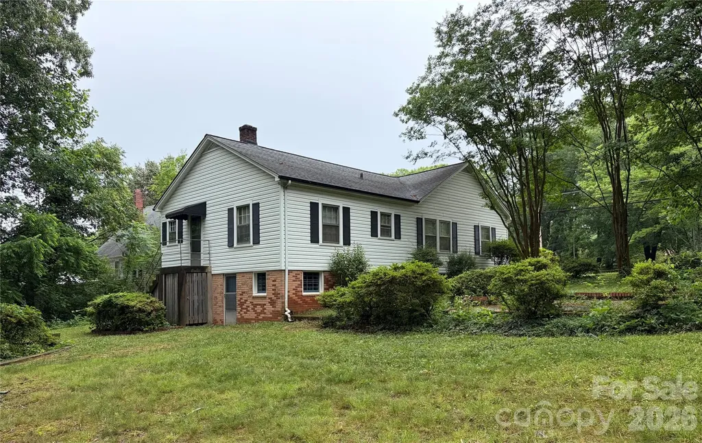 538 Salisbury Road Statesville NC 28677