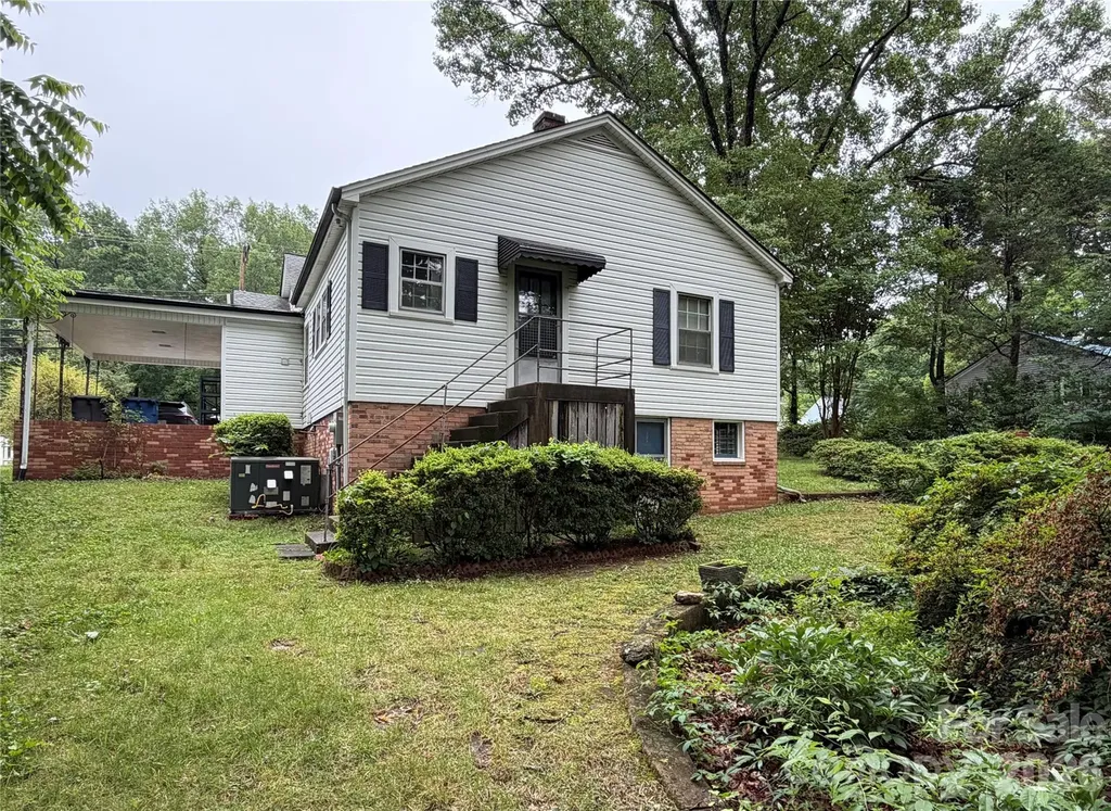538 Salisbury Road Statesville NC 28677