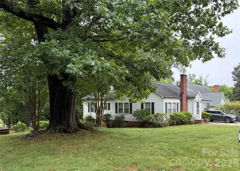 538 Salisbury Road Statesville NC 28677