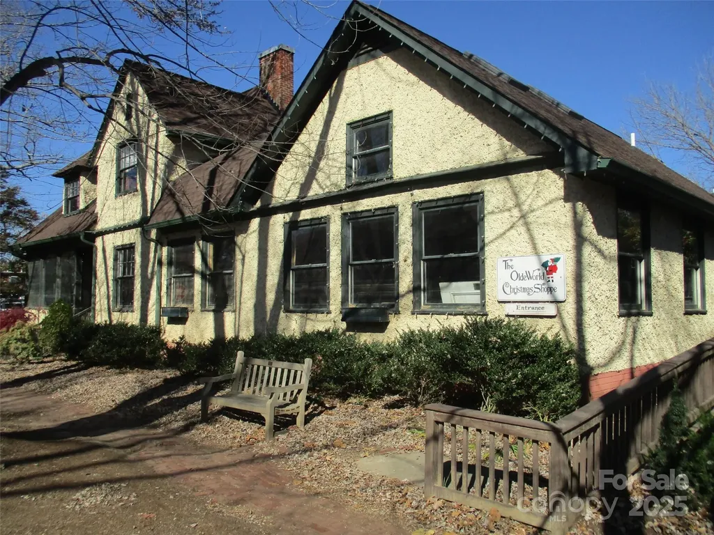 5 Boston Way Asheville NC 28803