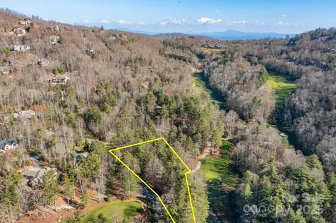 139 Chattooga Run Hendersonville NC 28739
