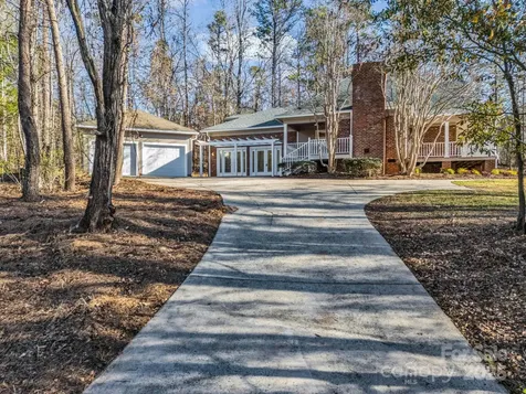 303 Fairforest Drive Rutherfordton NC 28139