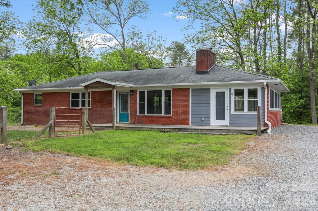 68 Lisam Way Etowah NC 28729