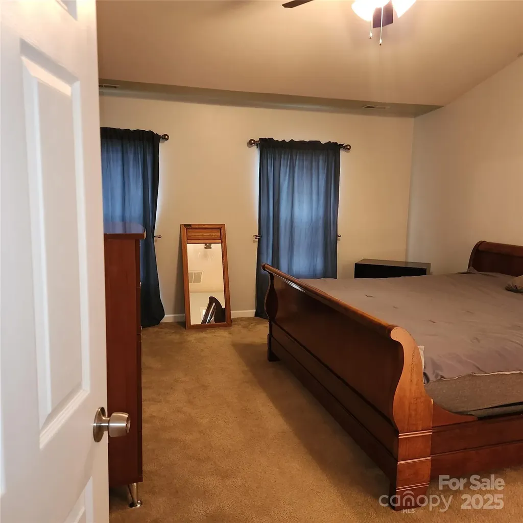 1045 Willow Wind Drive Gastonia NC 28054