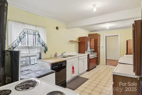 301 Parris Branch Road Sylva NC 28779
