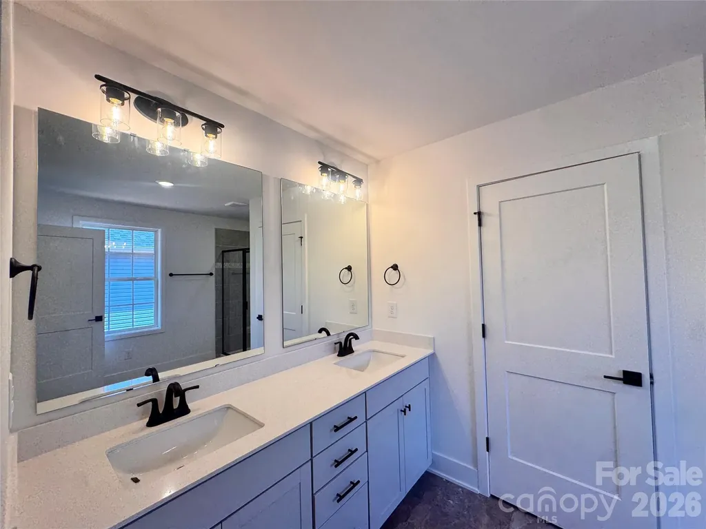 724 Inwood Hill Drive Gastonia NC 28056