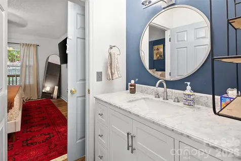 28 Grove Garden Avenue Candler NC 28715