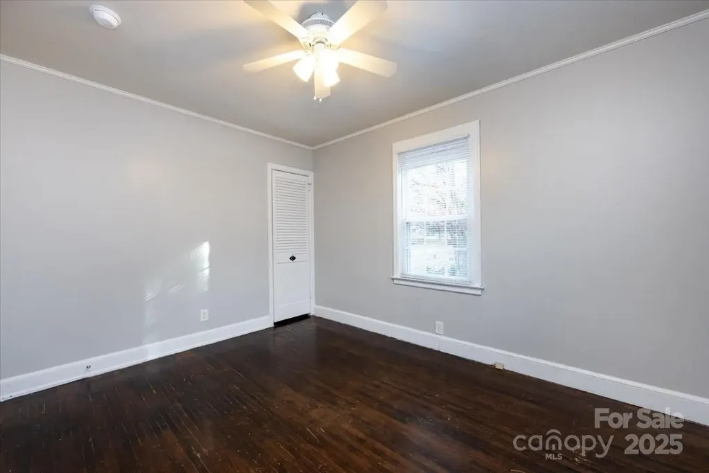 1027 Holland Avenue Gastonia NC 28052