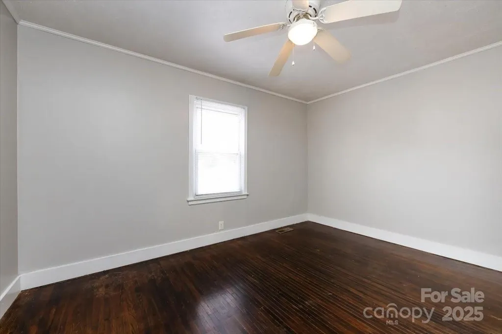 1027 Holland Avenue Gastonia NC 28052