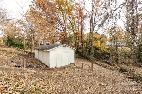 1027 Holland Avenue Gastonia NC 28052