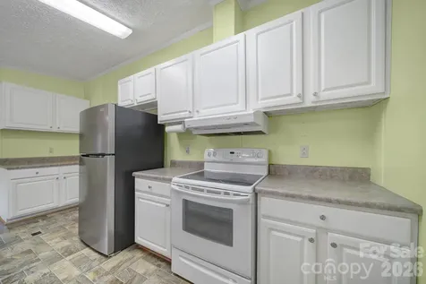 2236 White Heron Road Liberty Hill SC 29704
