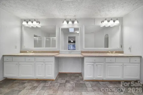 2236 White Heron Road Liberty Hill SC 29704