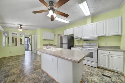 2236 White Heron Road Liberty Hill SC 29704