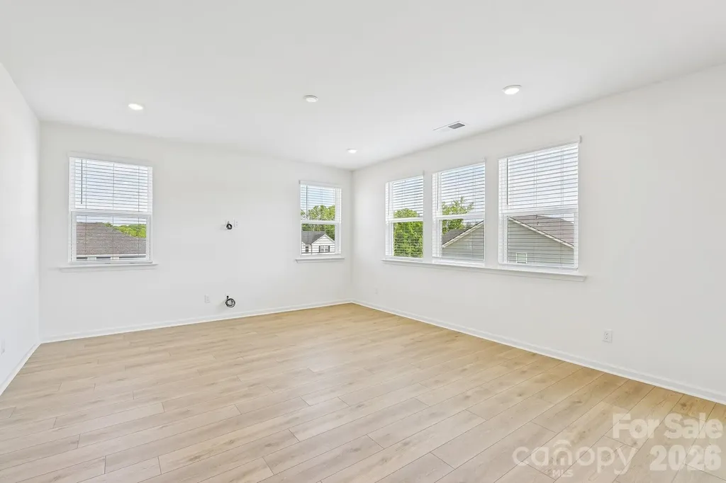 2139 Norwood Court Denver NC 28037