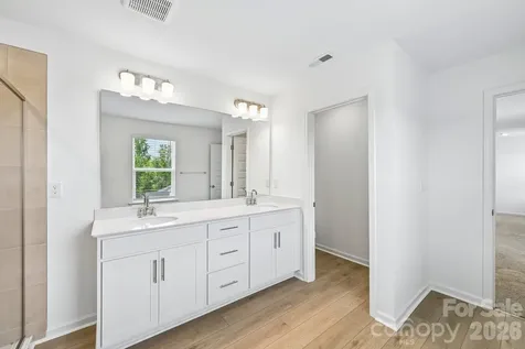 2139 Norwood Court Denver NC 28037