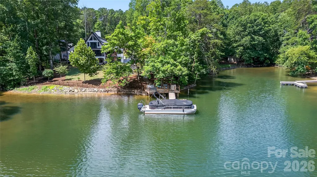 7508 Bankhead Road Denver NC 28037