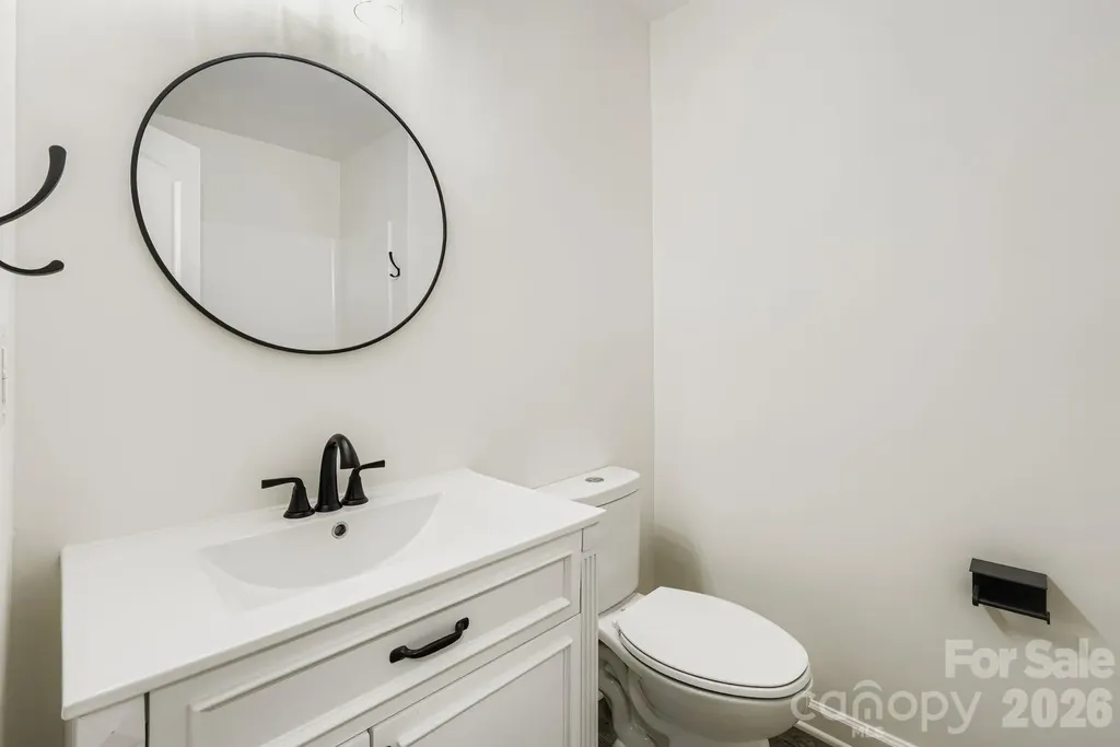6104 Bridlewood Lane Charlotte NC 28215