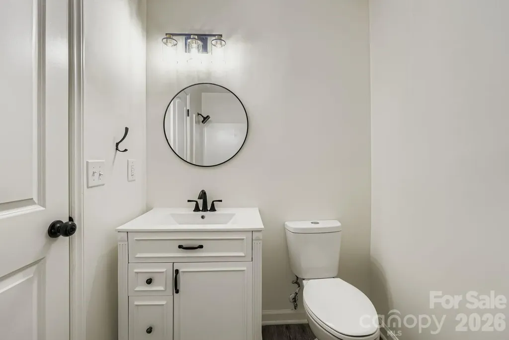 6104 Bridlewood Lane Charlotte NC 28215