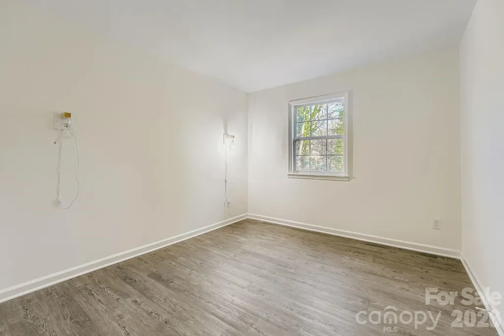 6104 Bridlewood Lane Charlotte NC 28215