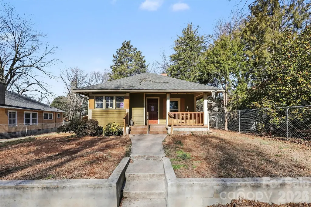 319 N Linwood Avenue Charlotte NC 28216