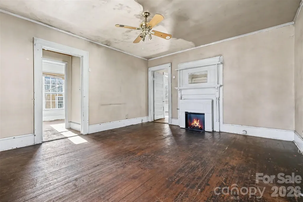 319 N Linwood Avenue Charlotte NC 28216