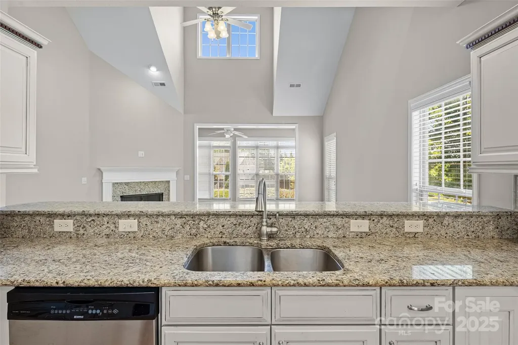 58 Burlington Lane Fletcher NC 28732
