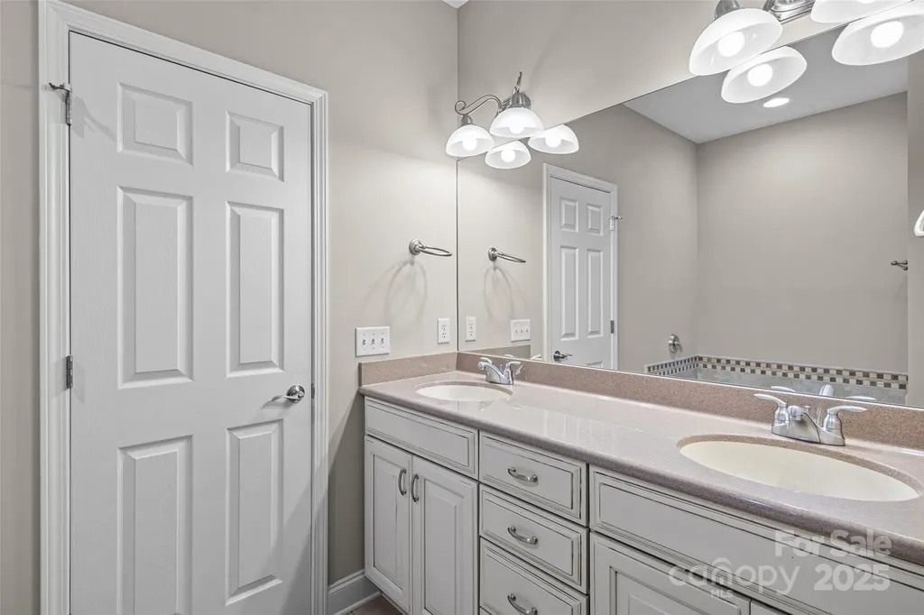 58 Burlington Lane Fletcher NC 28732