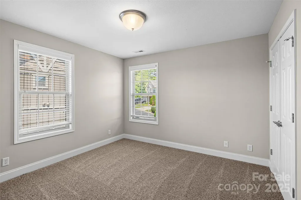 58 Burlington Lane Fletcher NC 28732
