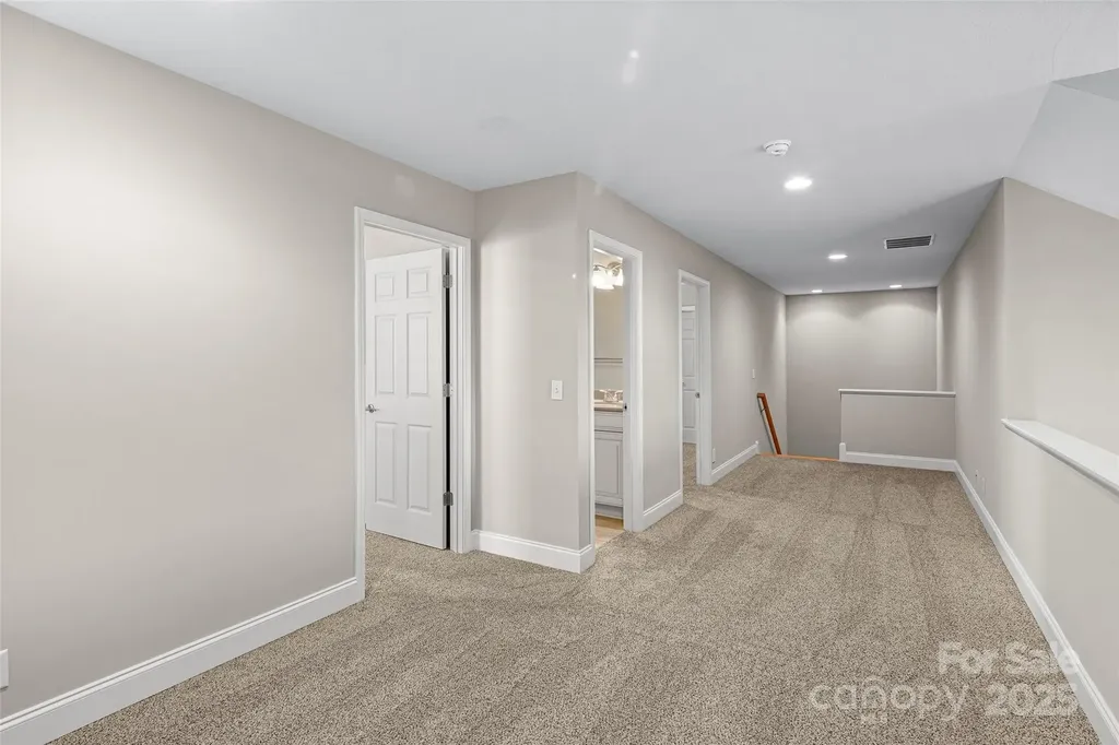 58 Burlington Lane Fletcher NC 28732