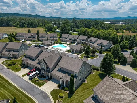 58 Burlington Lane Fletcher NC 28732