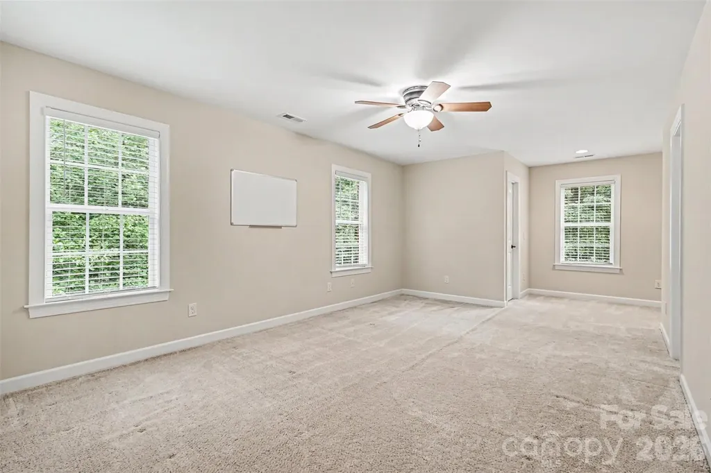 8205 Curico Lane Charlotte NC 28227