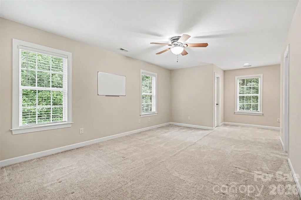 8205 Curico Lane Charlotte NC 28227