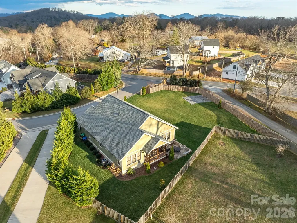 6 Starwood Valley Trail Arden NC 28704