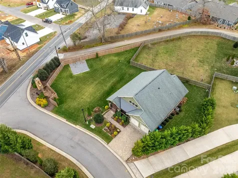 6 Starwood Valley Trail Arden NC 28704