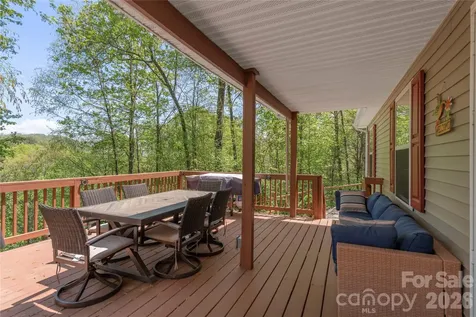 860 Creekside Drive Maggie Valley NC 28751