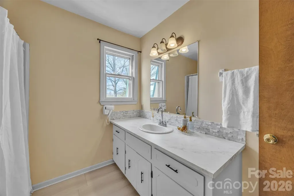 280 Forest Acres Lane Taylorsville NC 28681