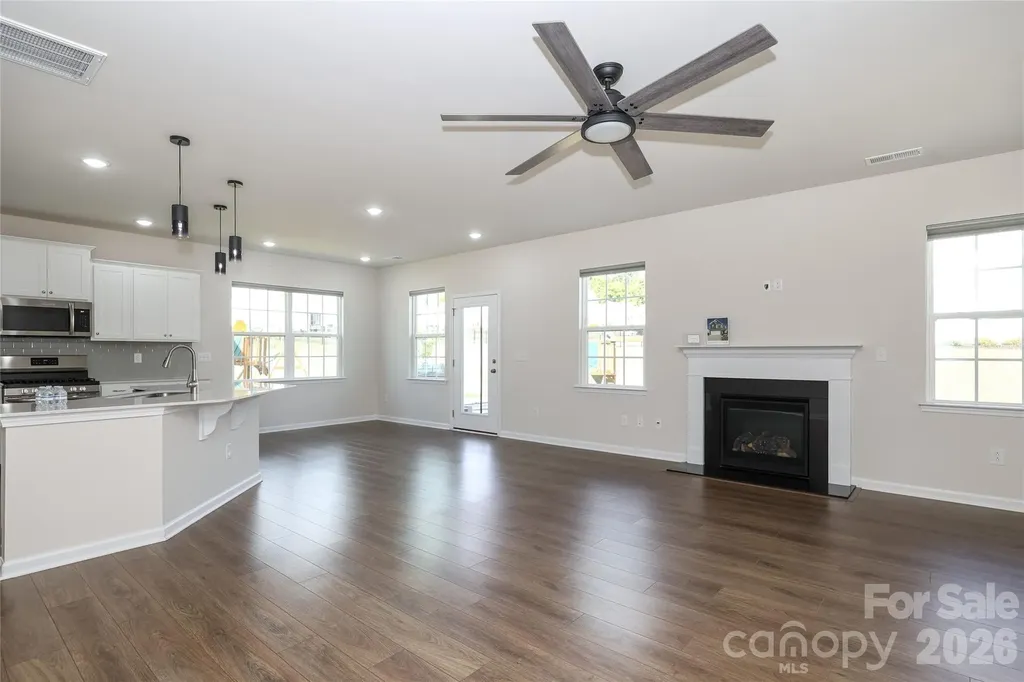 339 Kennerly Center Drive Mooresville NC 28115