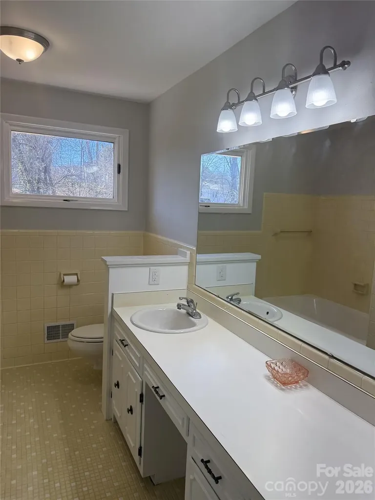 212 Shuping Street Morganton NC 28655