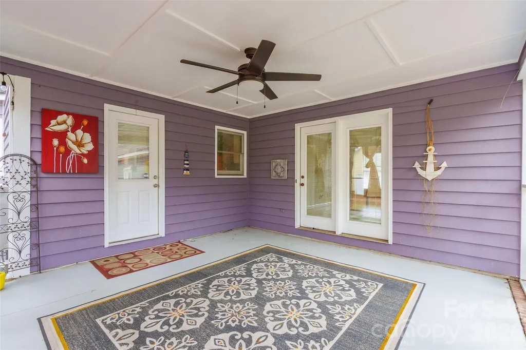 8230 Quail Hollow Drive Harrisburg NC 28075