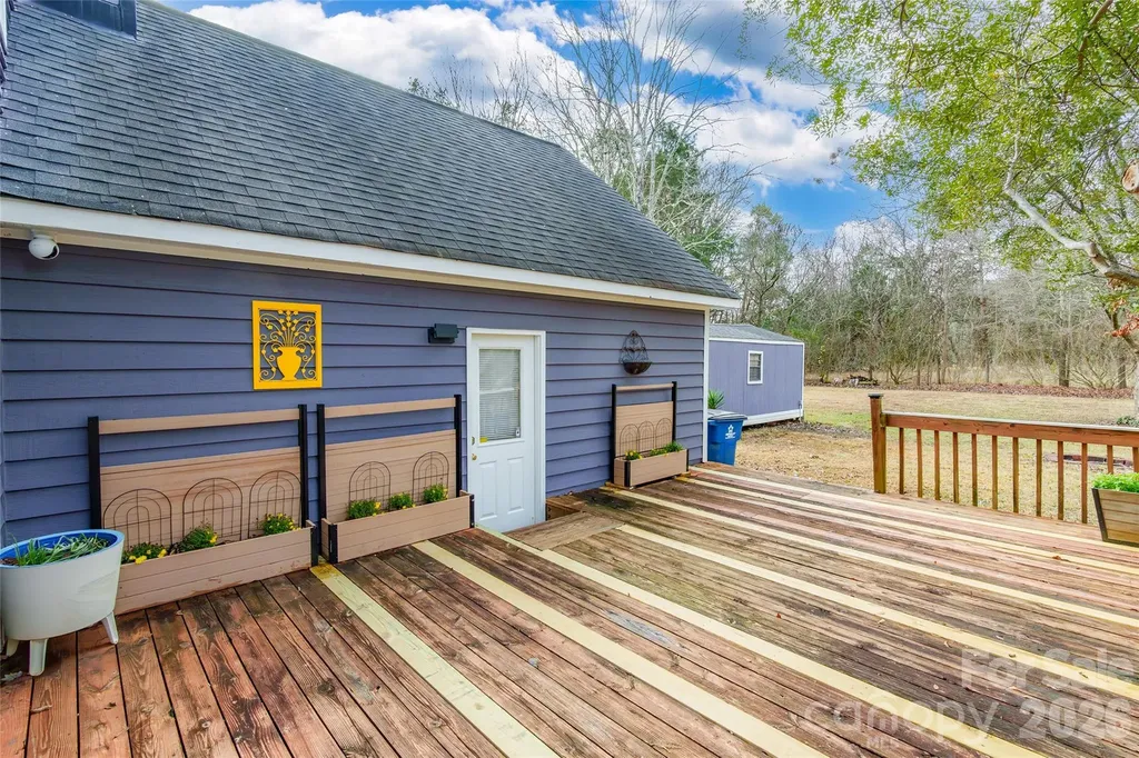 8230 Quail Hollow Drive Harrisburg NC 28075