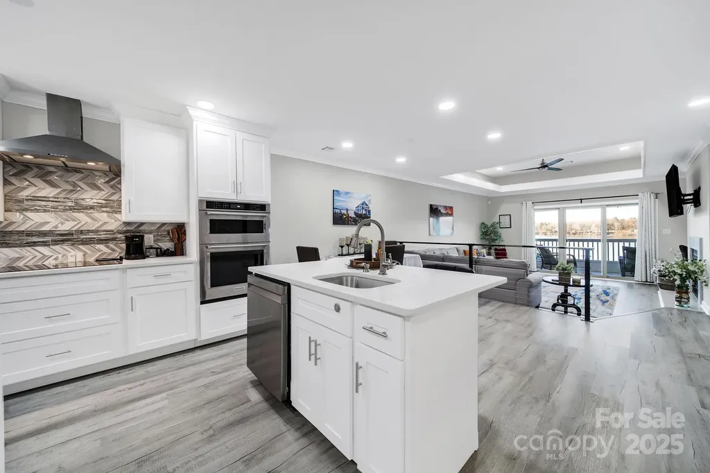 7340 Lakefront Drive Charlotte NC 28278