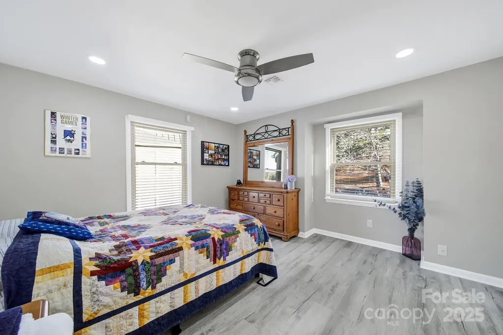 7340 Lakefront Drive Charlotte NC 28278