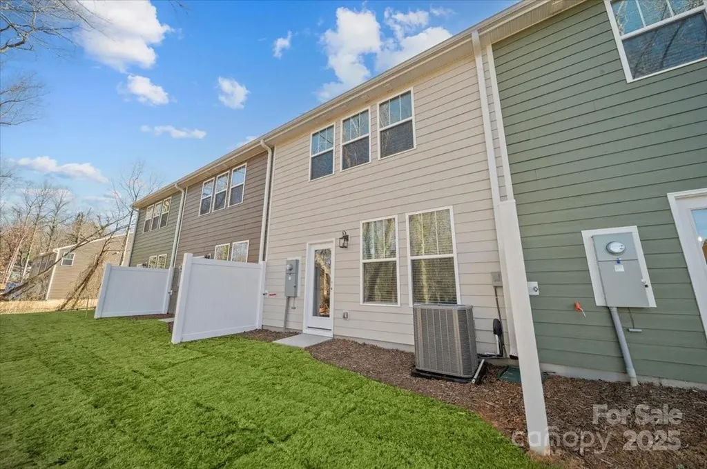 35 Moon Haven Way Arden NC 28704