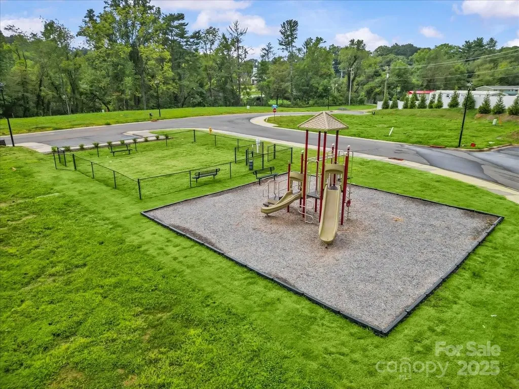 35 Moon Haven Way Arden NC 28704