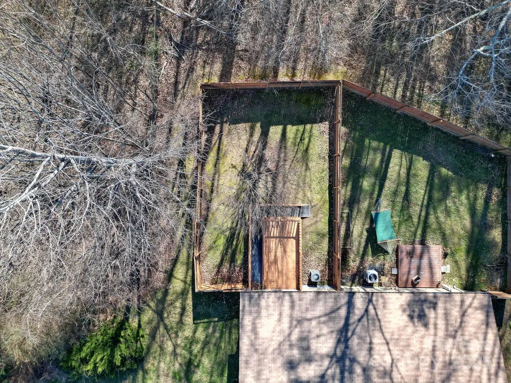 125 Freedom Road Hendersonville NC 28792