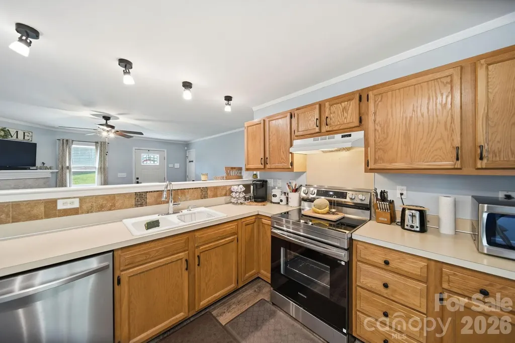 620 Pleasant Avenue Kannapolis NC 28081
